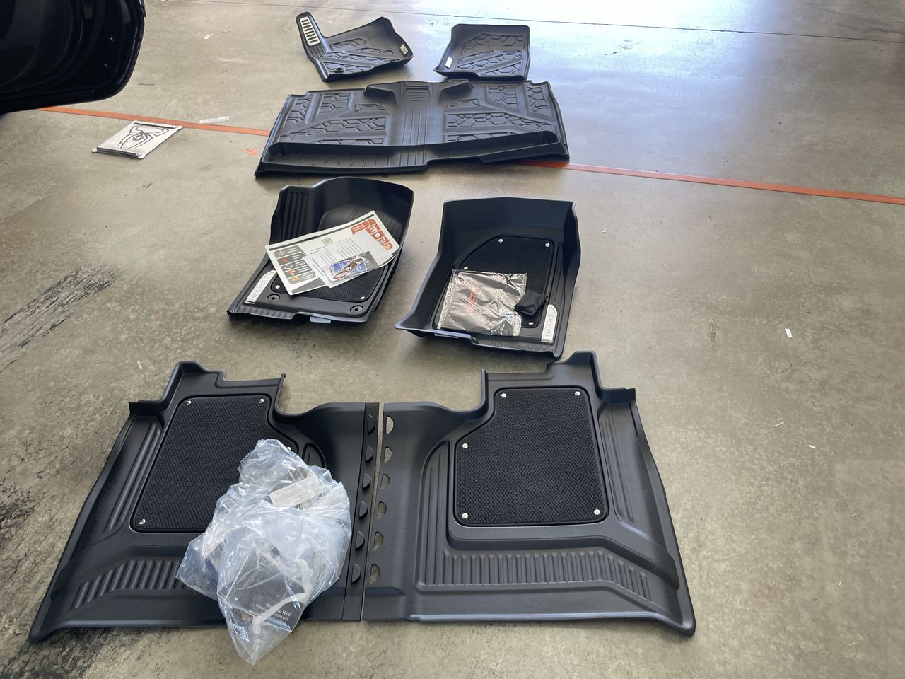 Vehicle Image 9