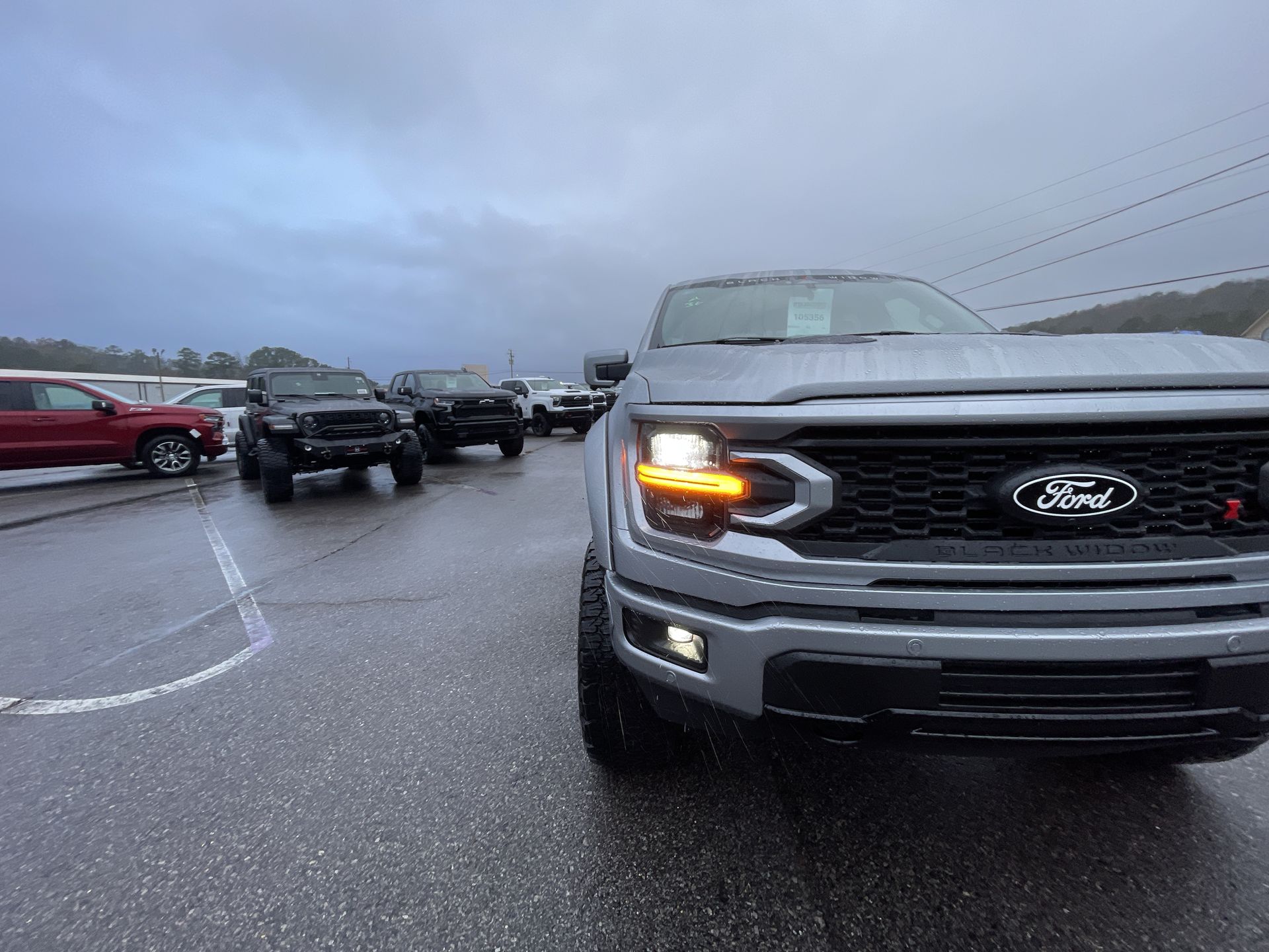 Vehicle Image 10
