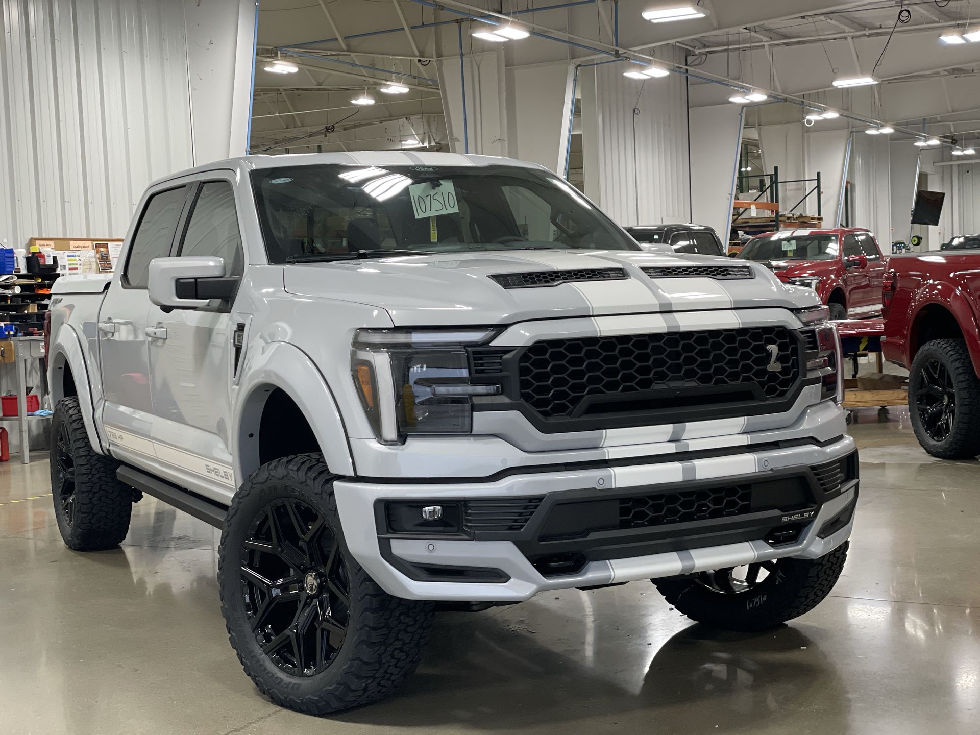 Vehicle Image 10