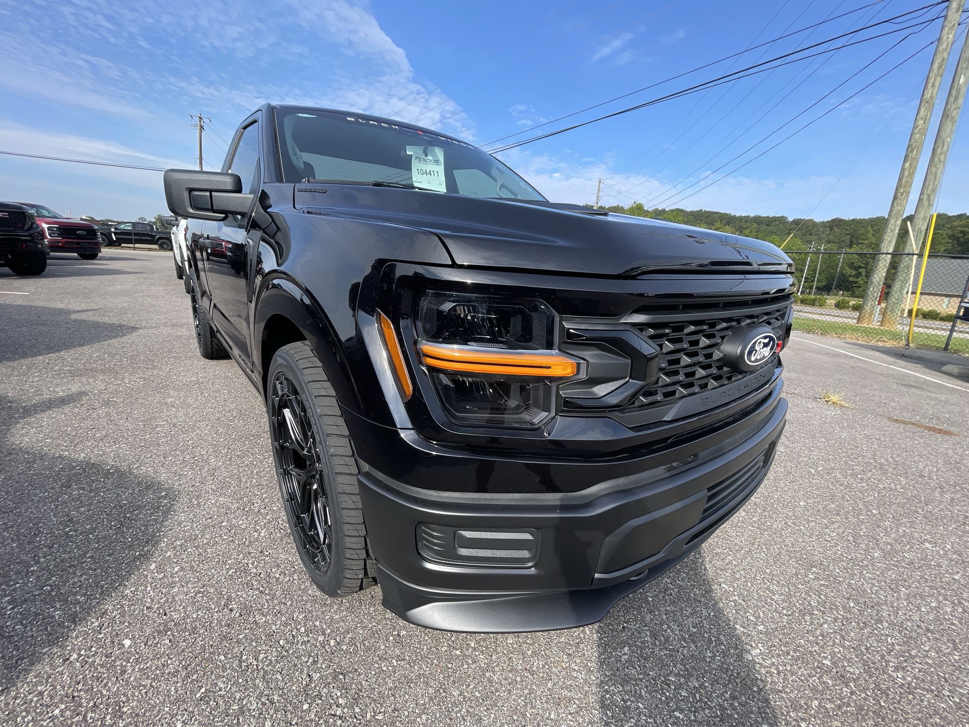 Vehicle Image 10