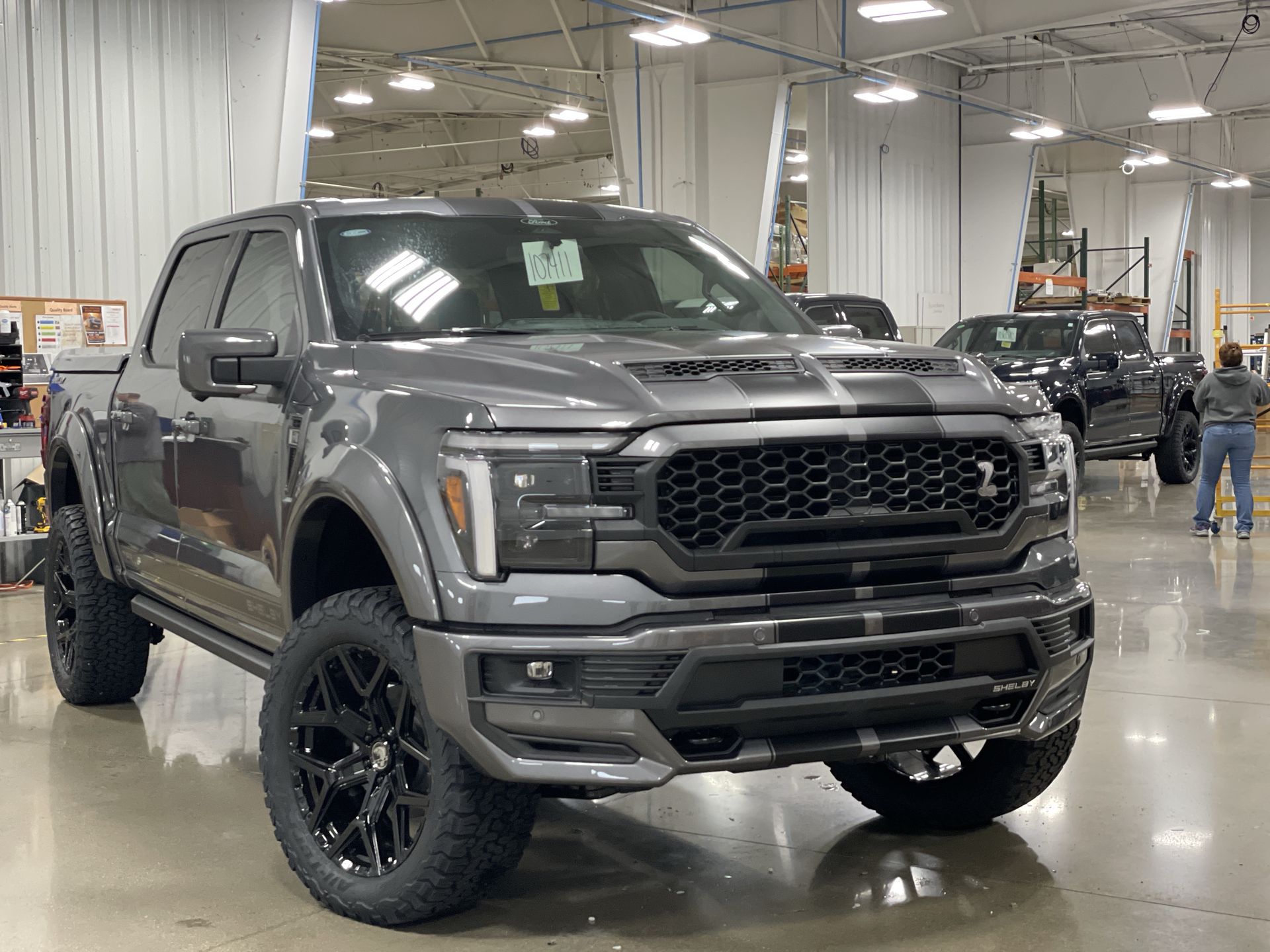 Vehicle Image 10