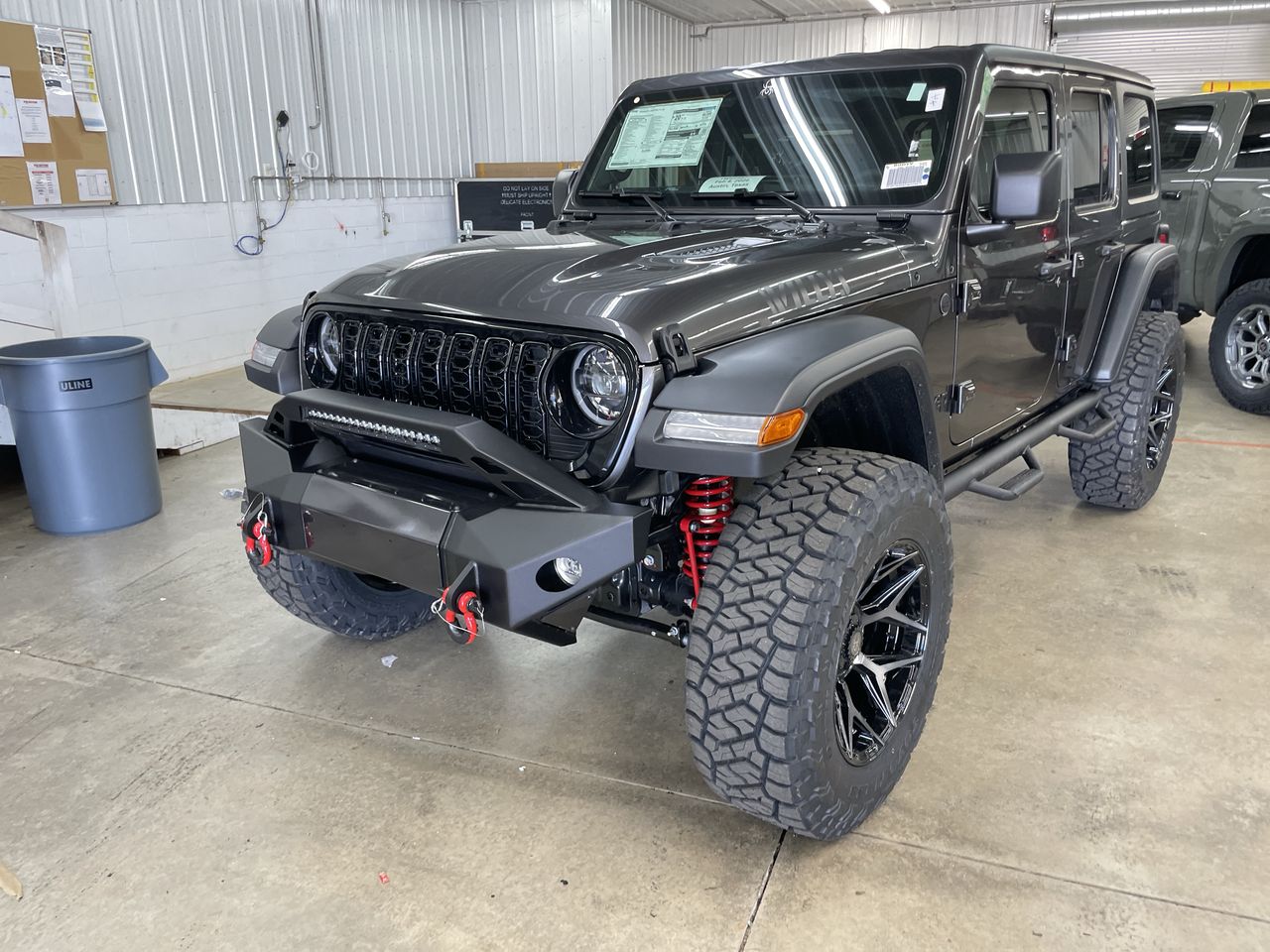Vehicle Image 10