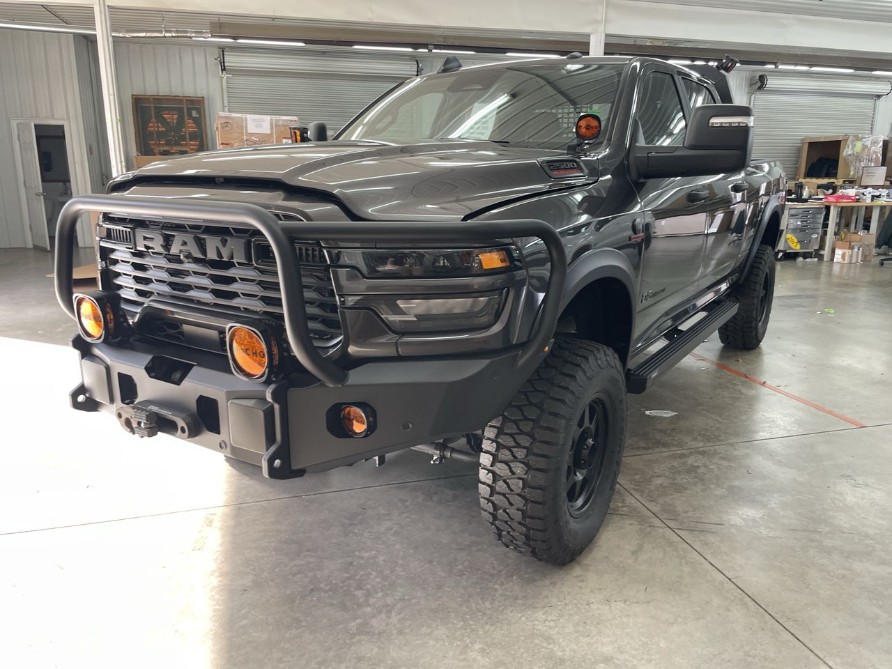 Vehicle Image 10