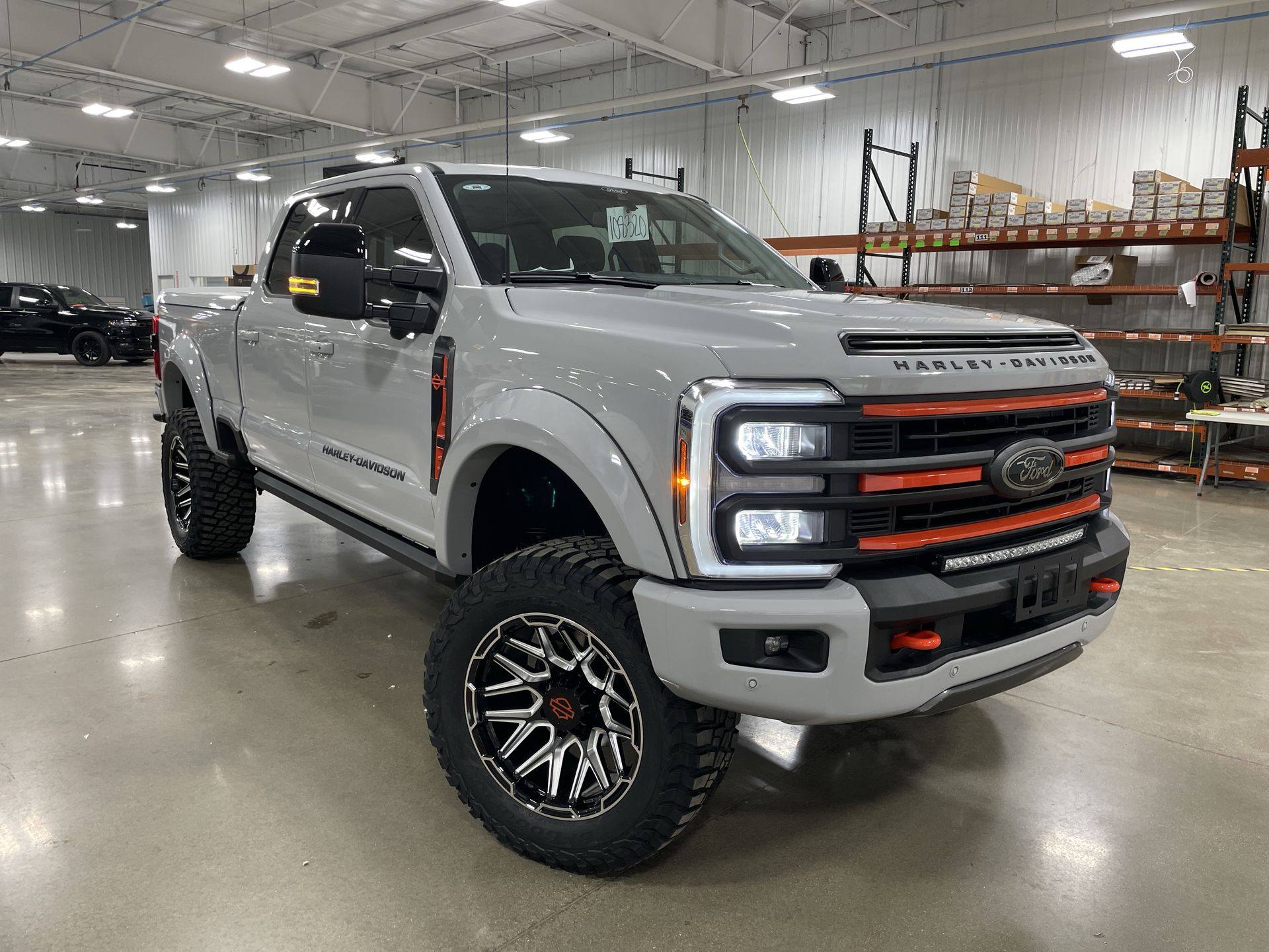 Vehicle Image 10