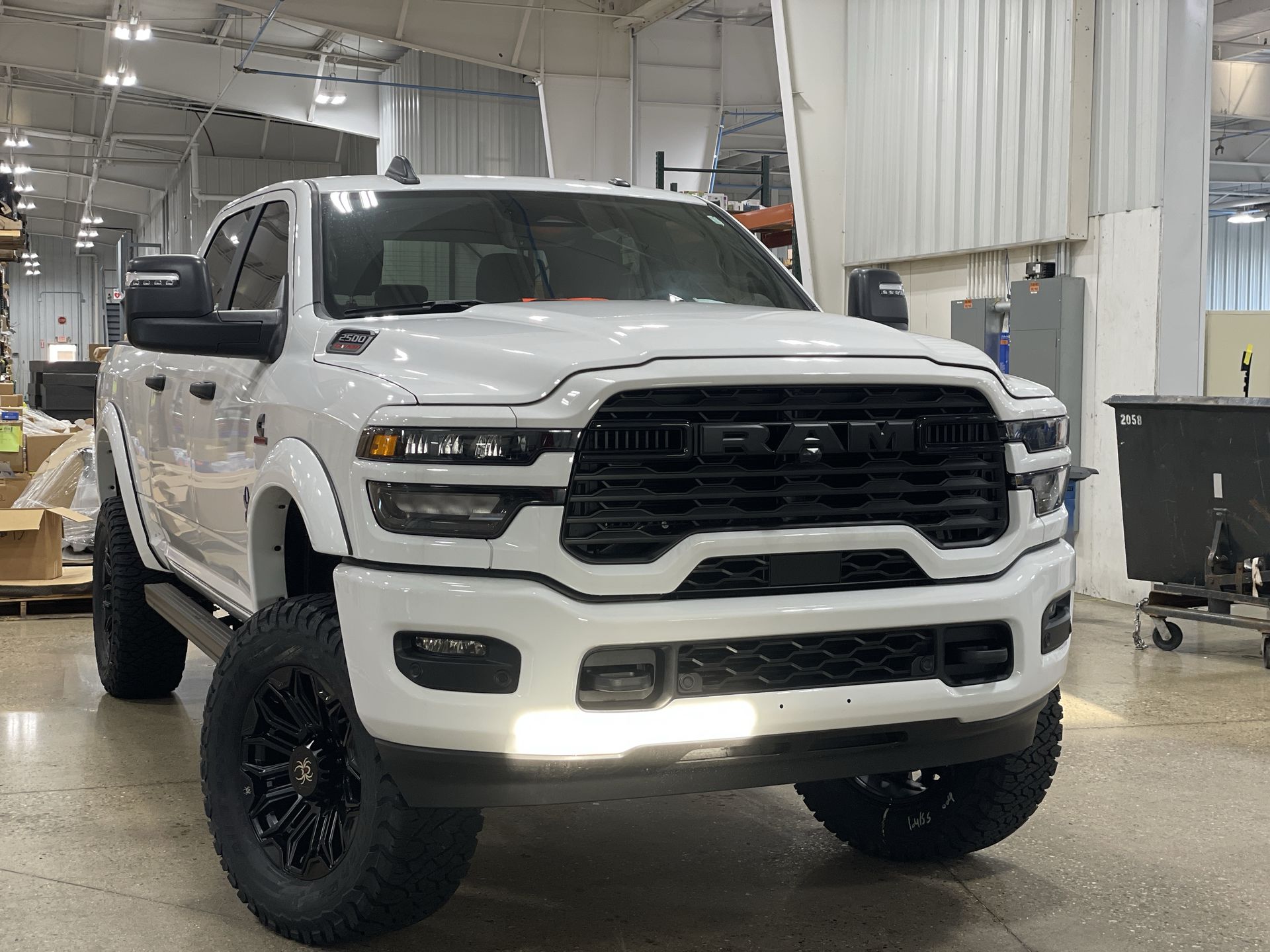 Vehicle Image 10