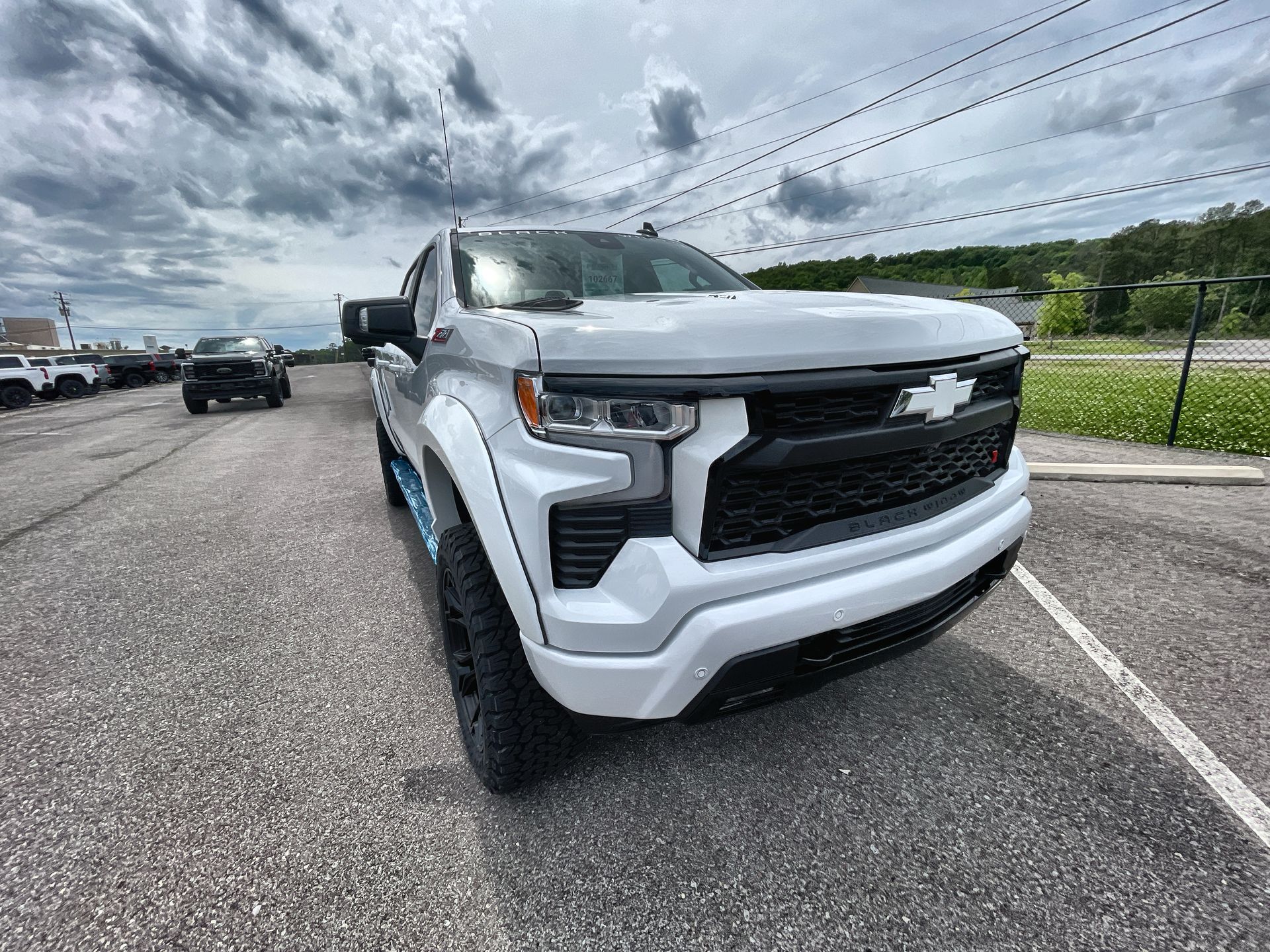 Vehicle Image 10