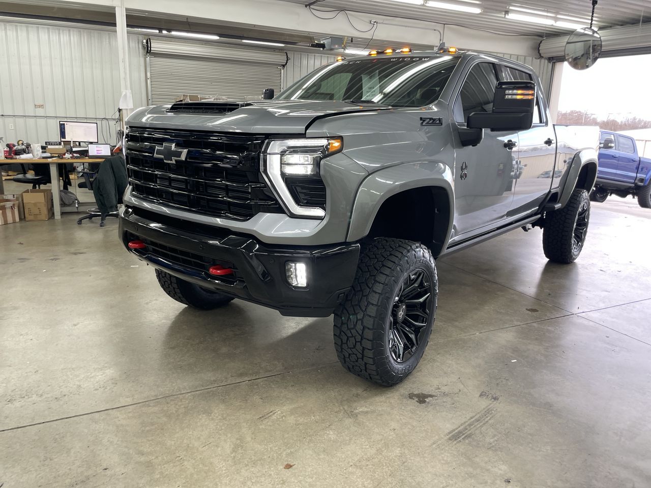 Vehicle Image 10