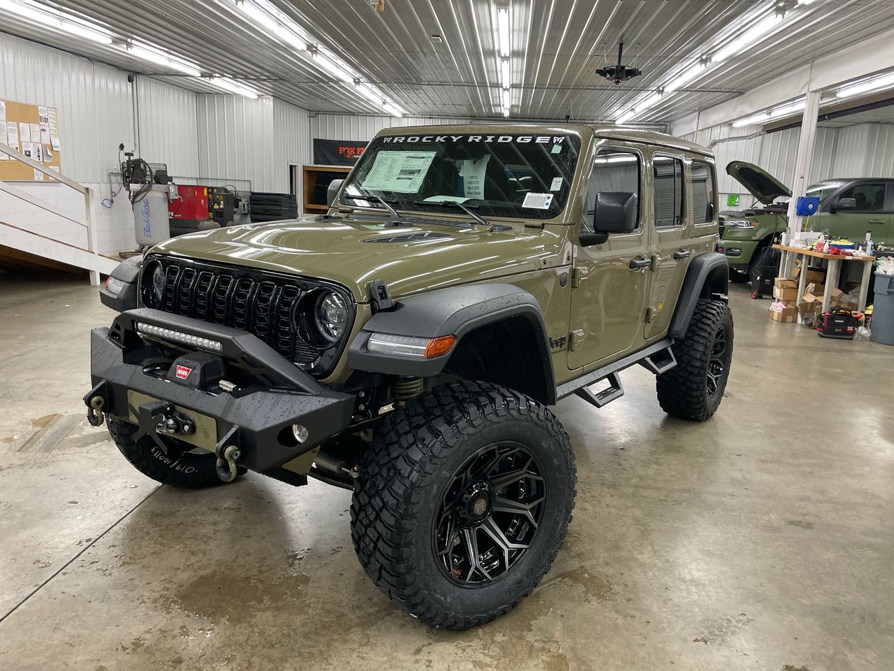 Vehicle Image 10