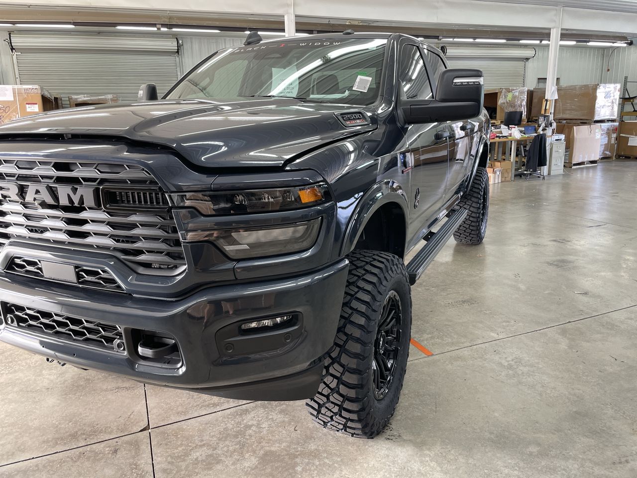 Vehicle Image 10