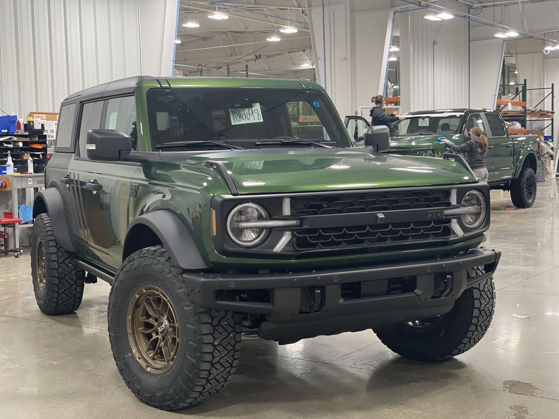 Vehicle Image 10