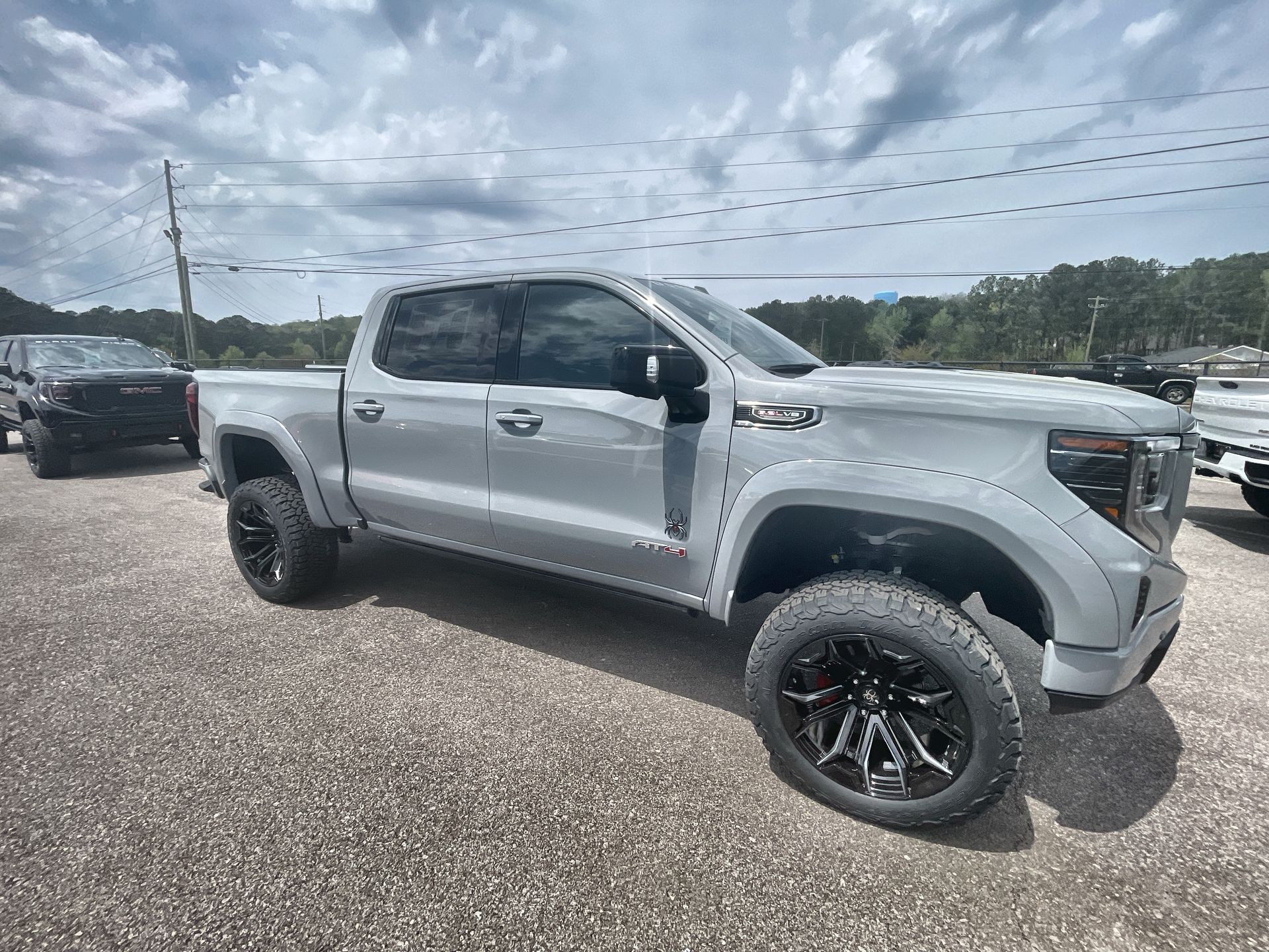 Vehicle Image 10