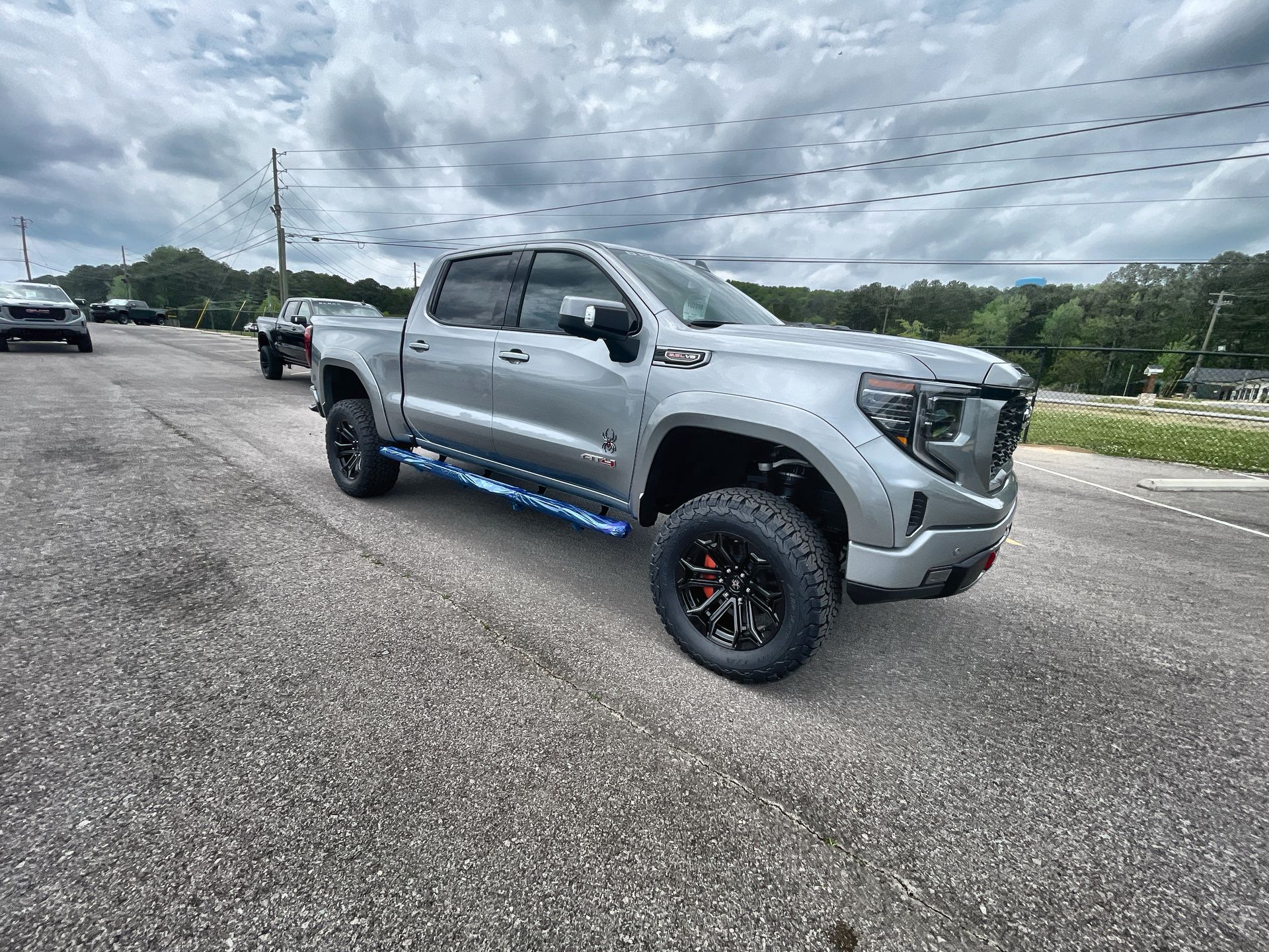 Vehicle Image 10