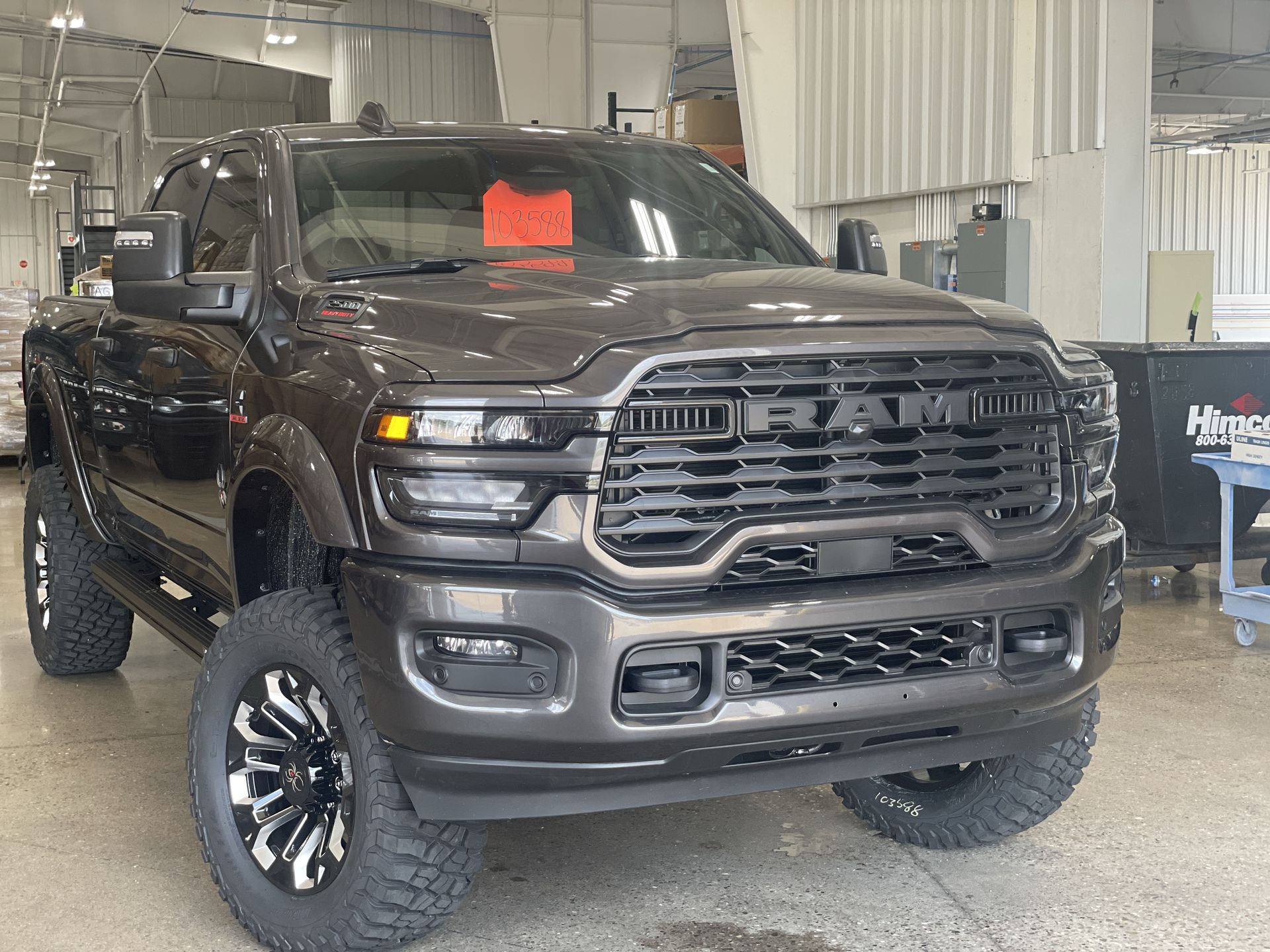 Vehicle Image 10
