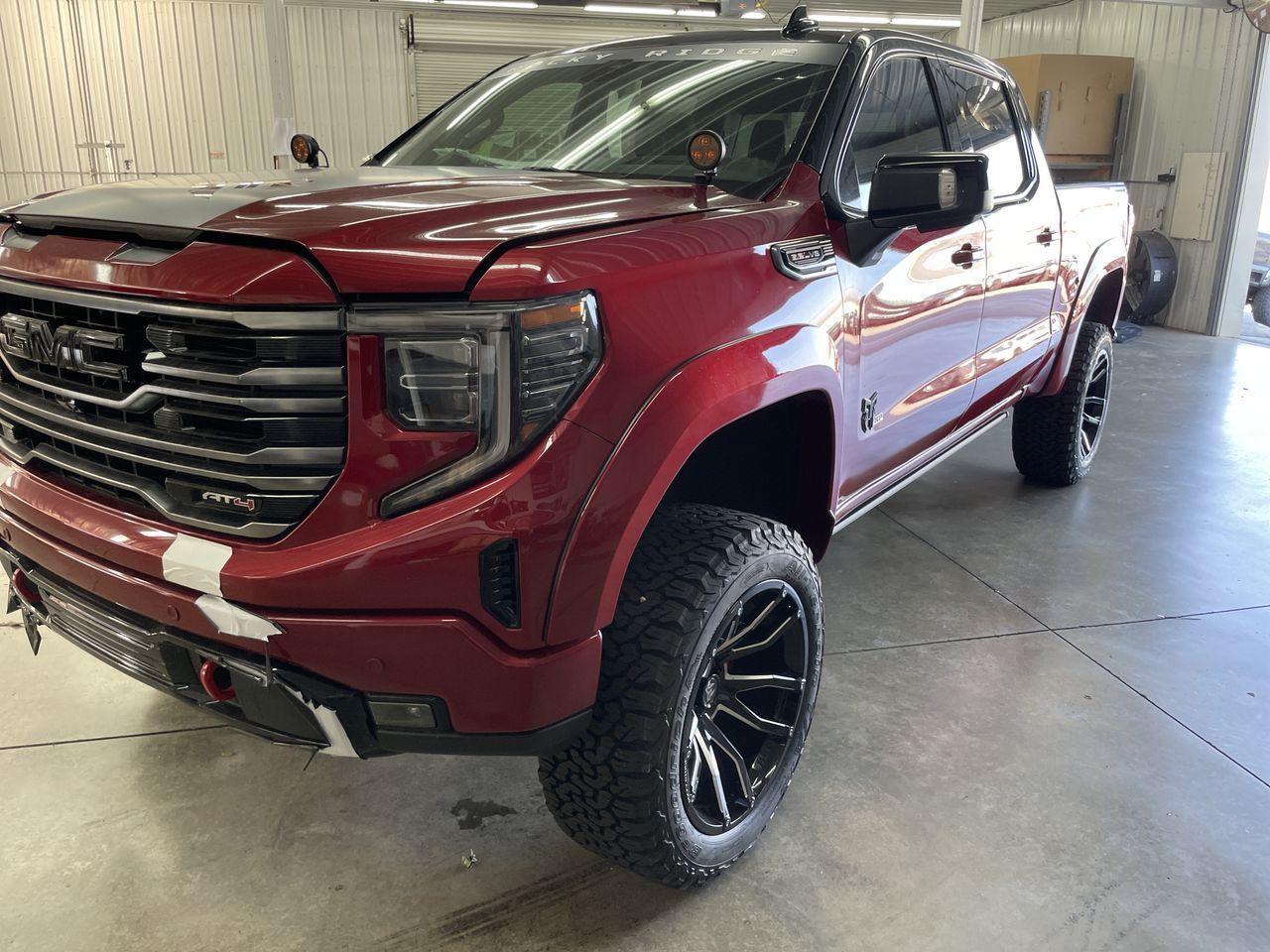 Vehicle Image 10