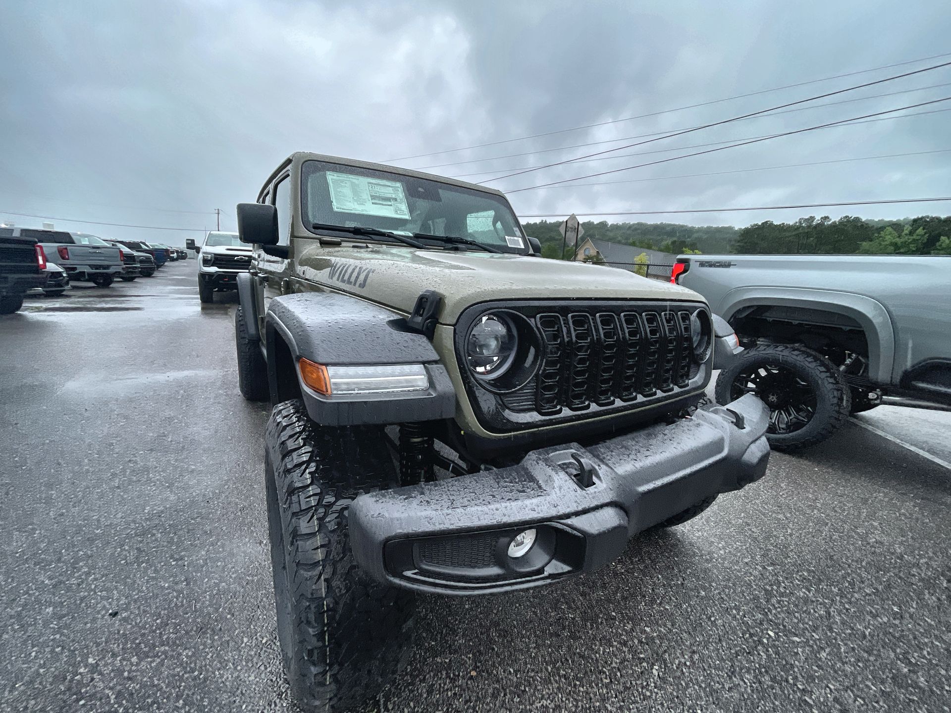 Vehicle Image 10