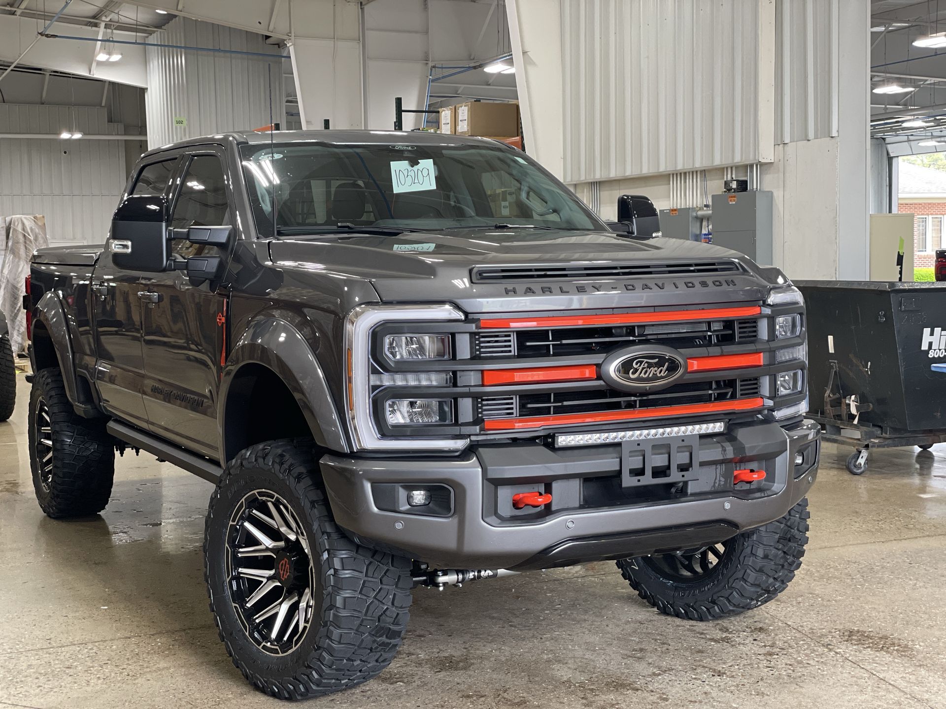 Vehicle Image 10