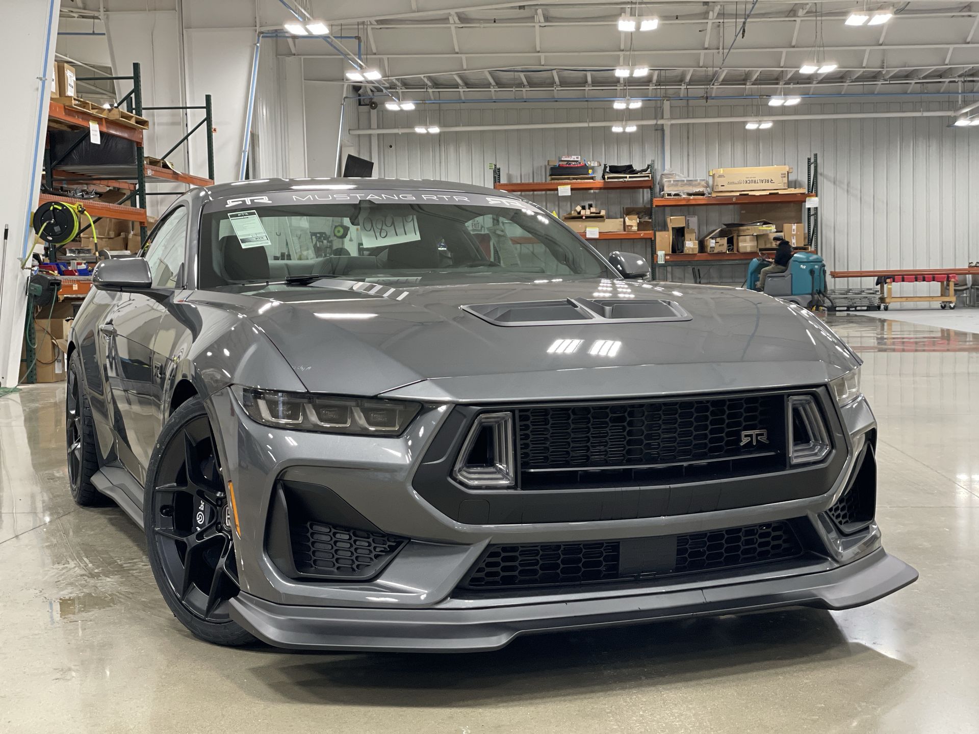 Vehicle Image 10