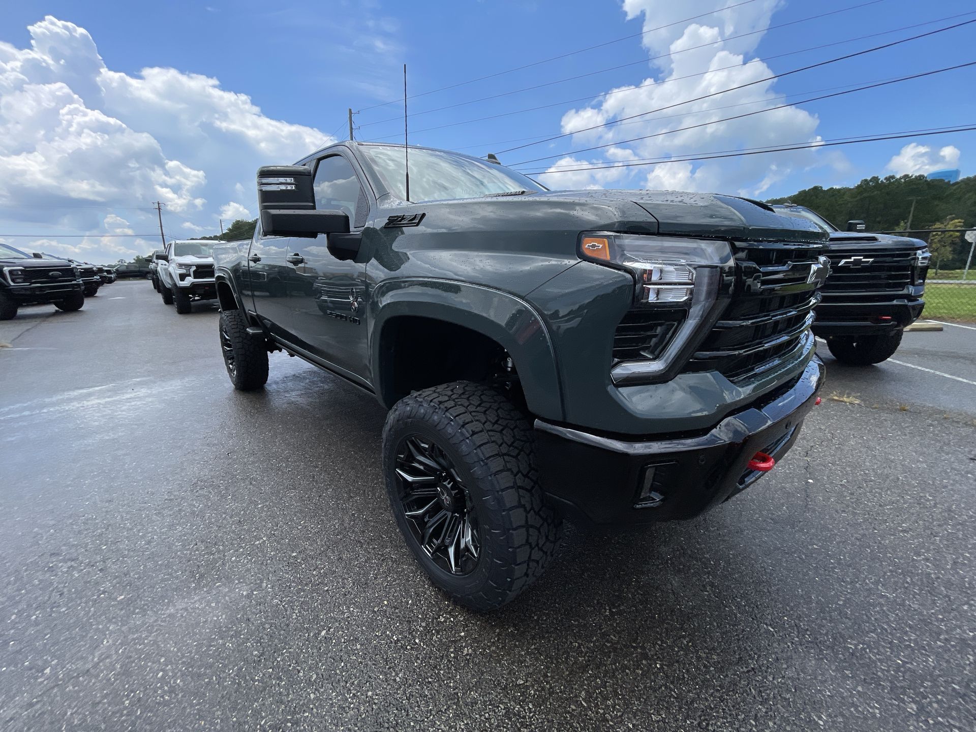 Vehicle Image 10