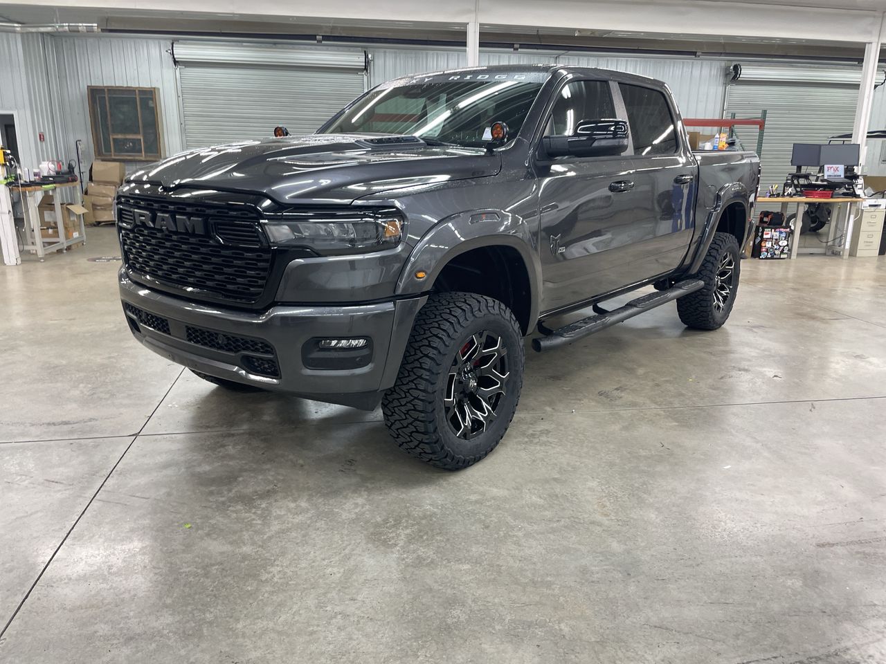 Vehicle Image 10