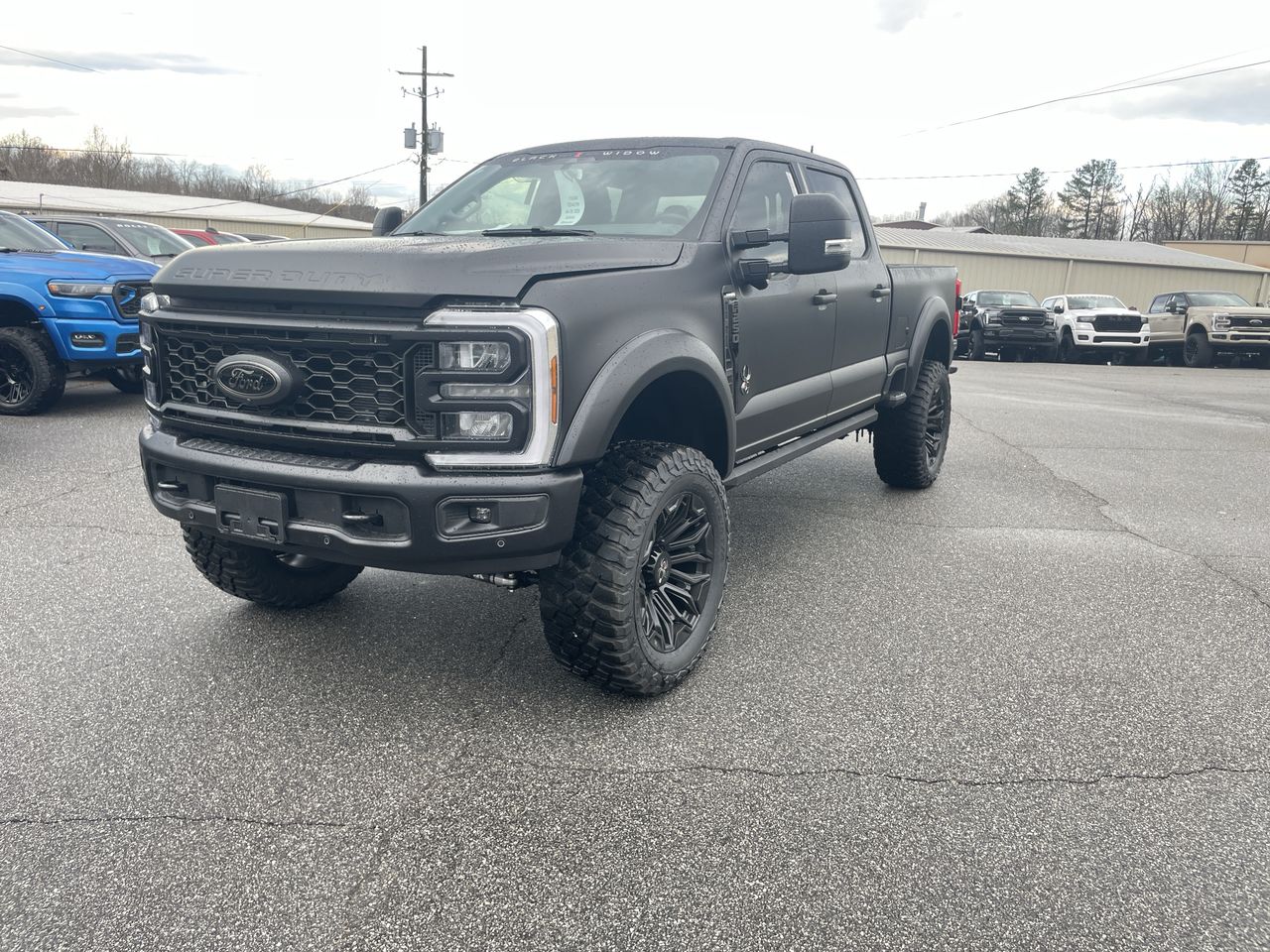 Vehicle Image 10
