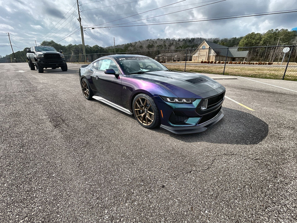 Vehicle Image 10