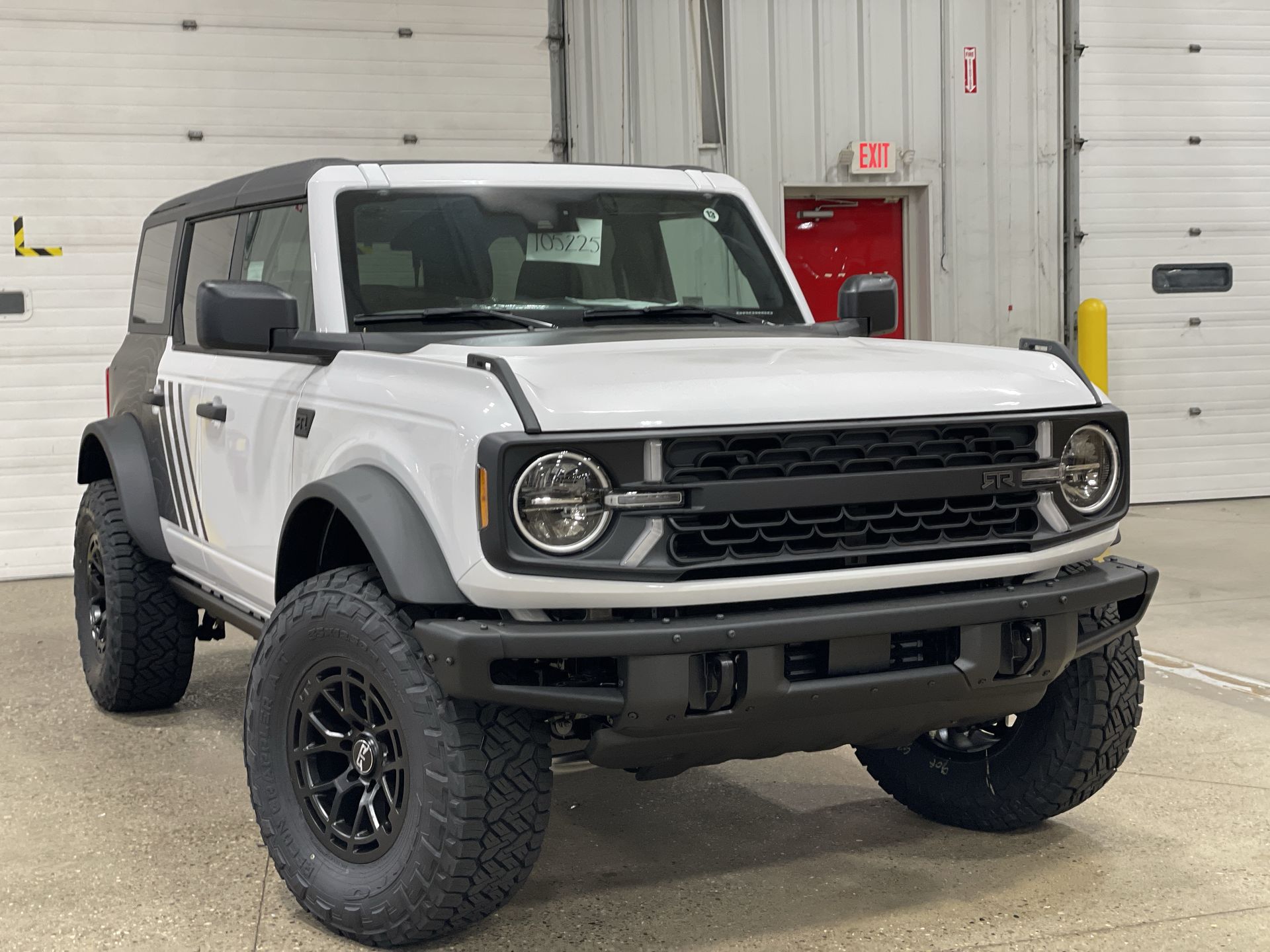 Vehicle Image 10