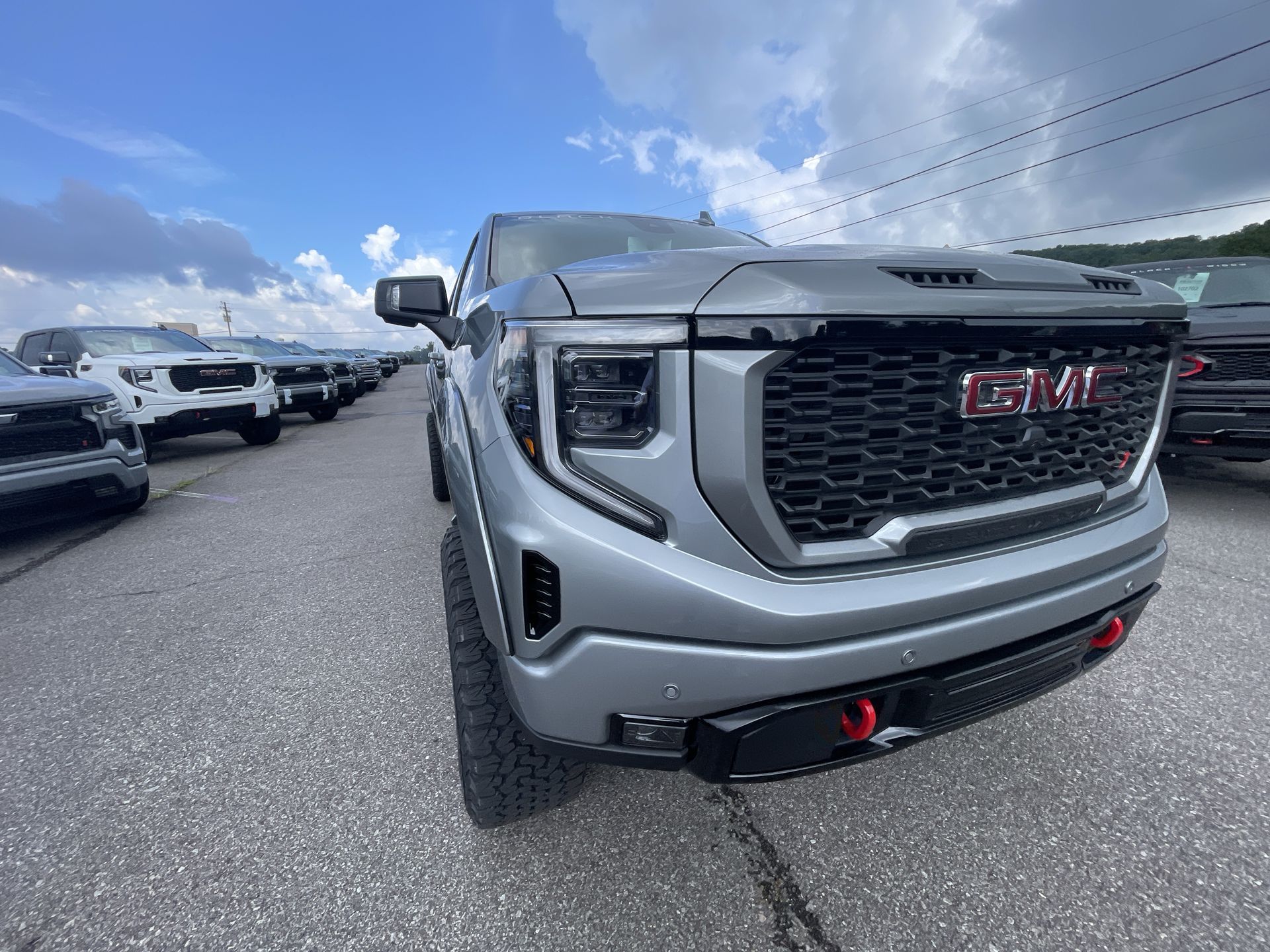 Vehicle Image 10