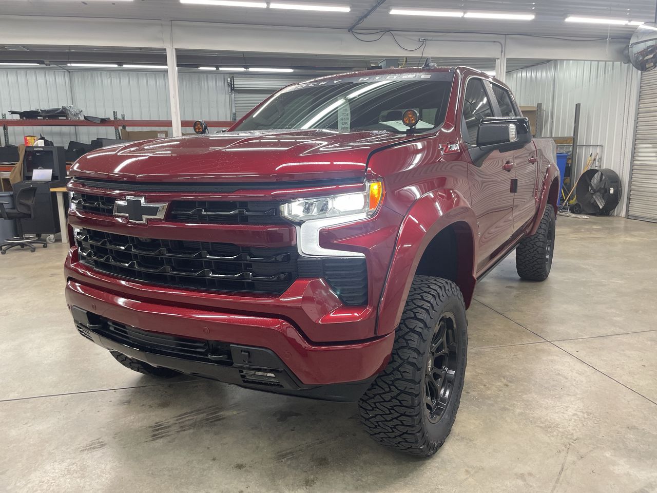 Vehicle Image 10
