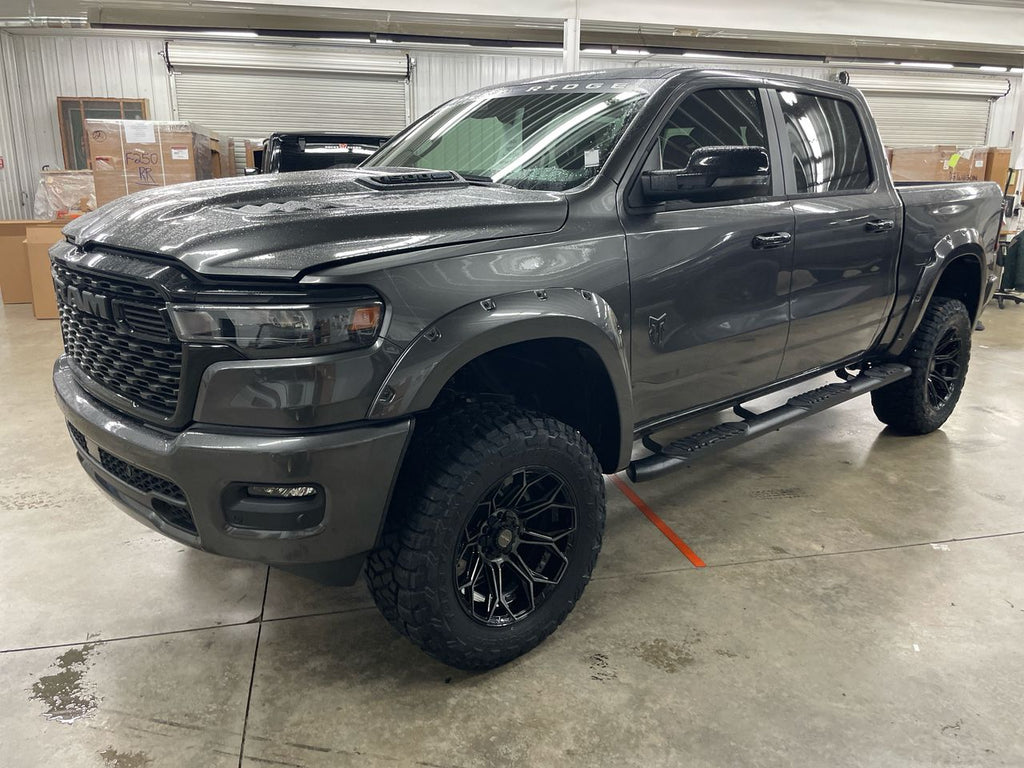 Vehicle Image 10