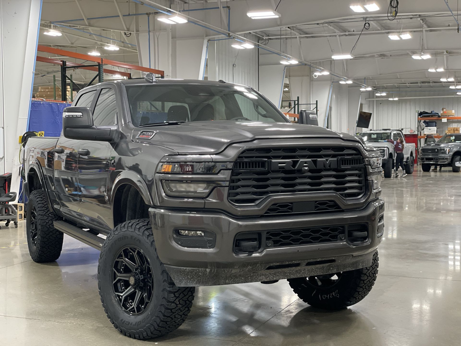 Vehicle Image 10