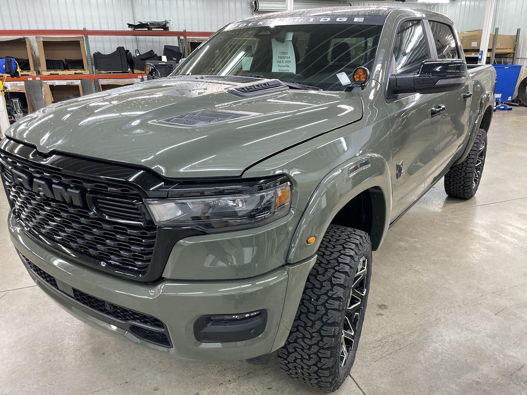 Vehicle Image 10