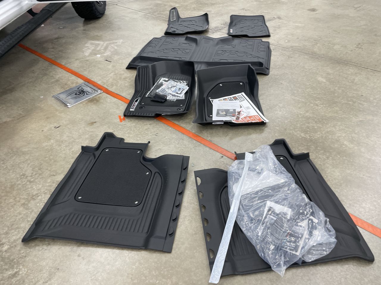 Vehicle Image 10