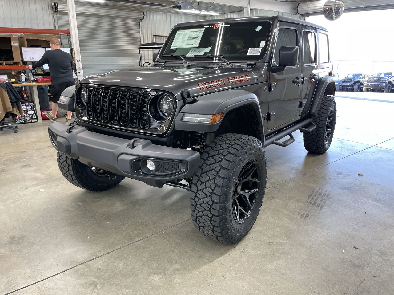 Vehicle Image 10
