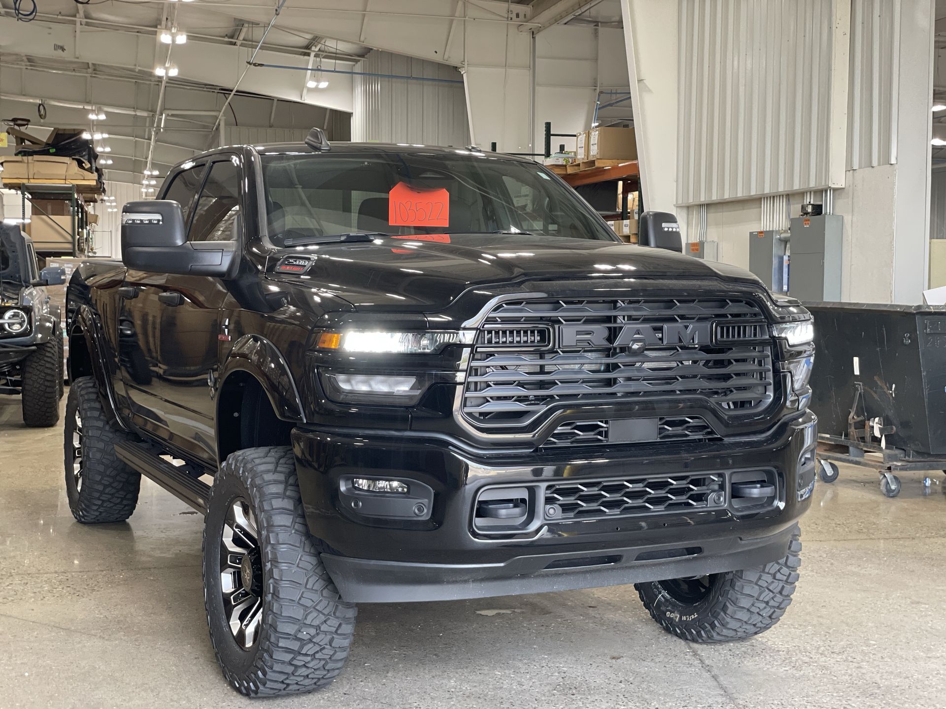 Vehicle Image 10