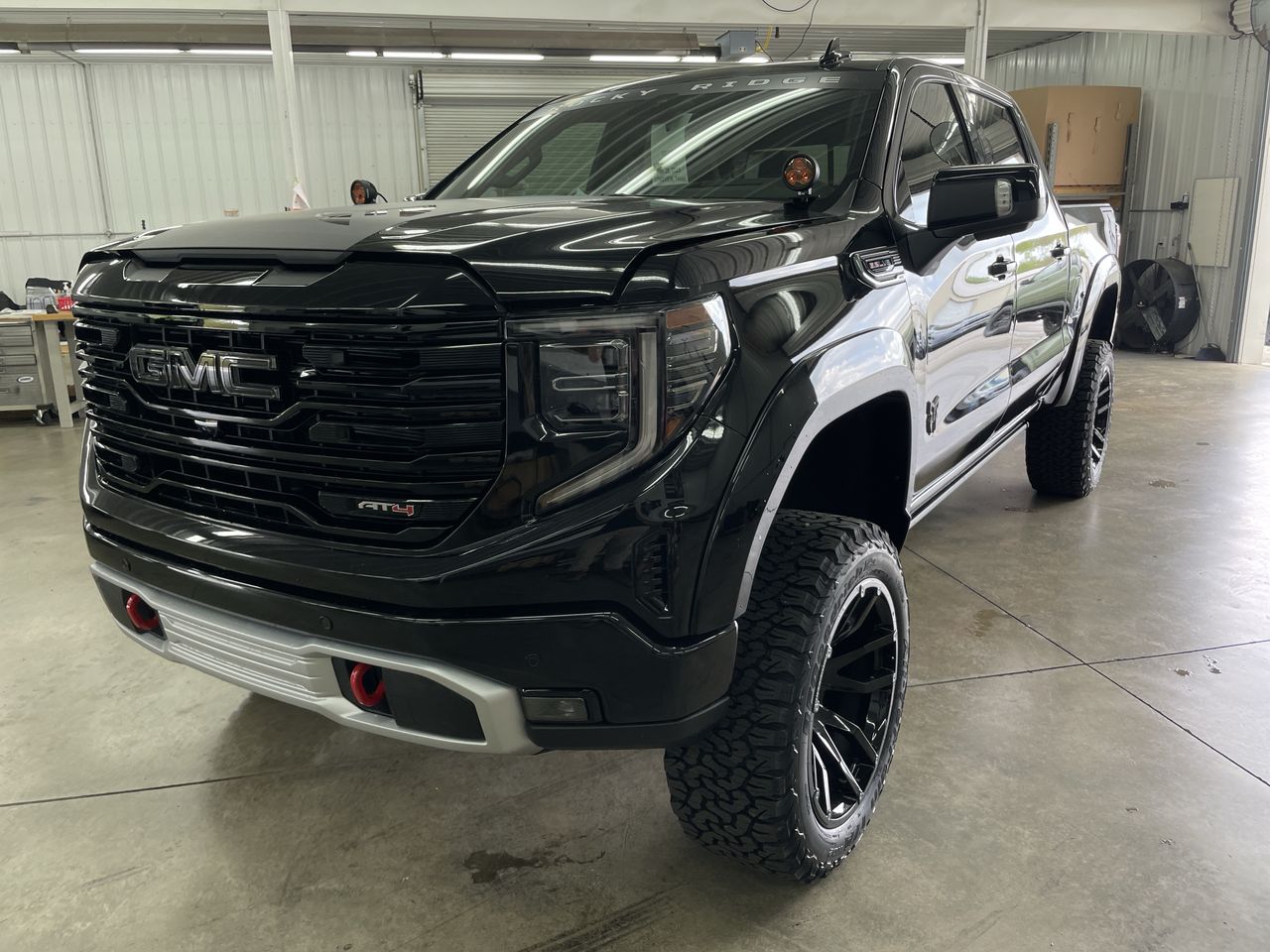 Vehicle Image 10