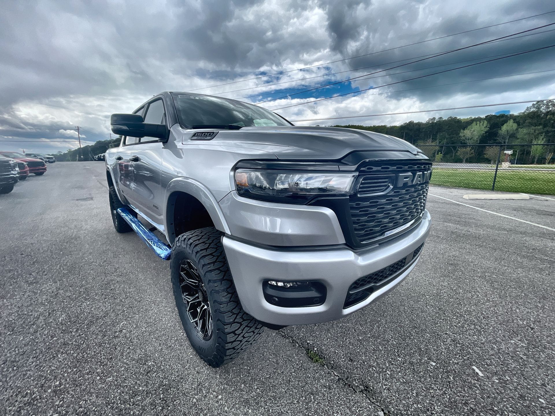 Vehicle Image 10