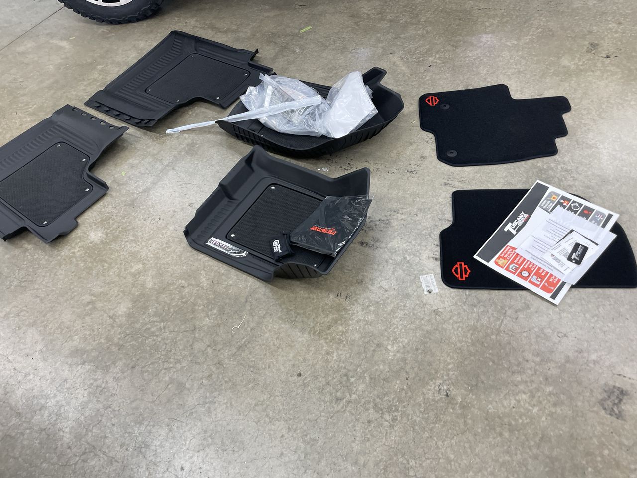Vehicle Image 9