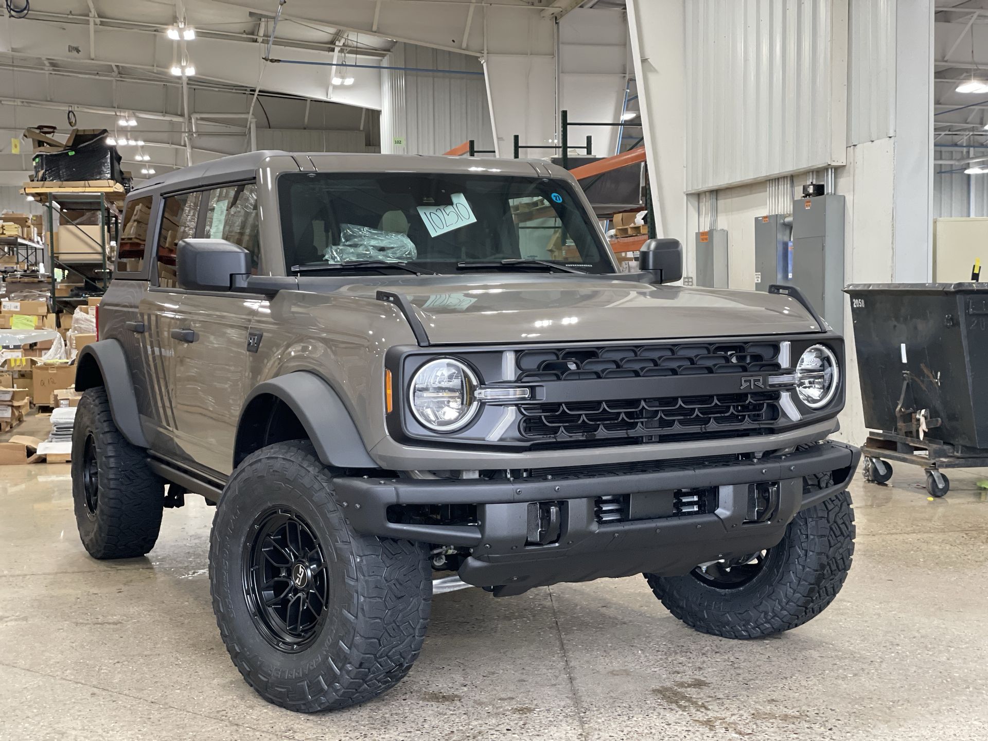 Vehicle Image 10