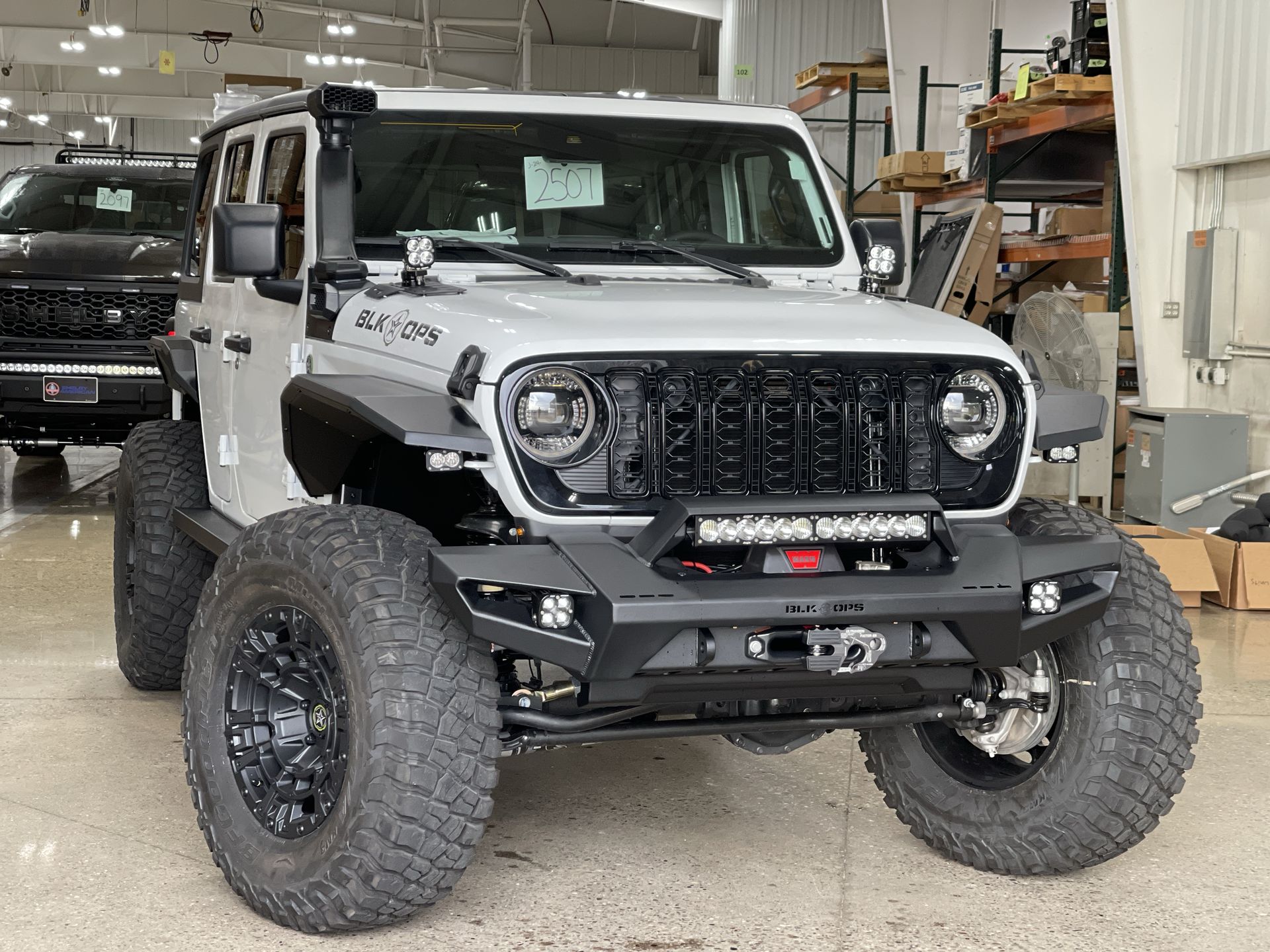 Vehicle Image 10
