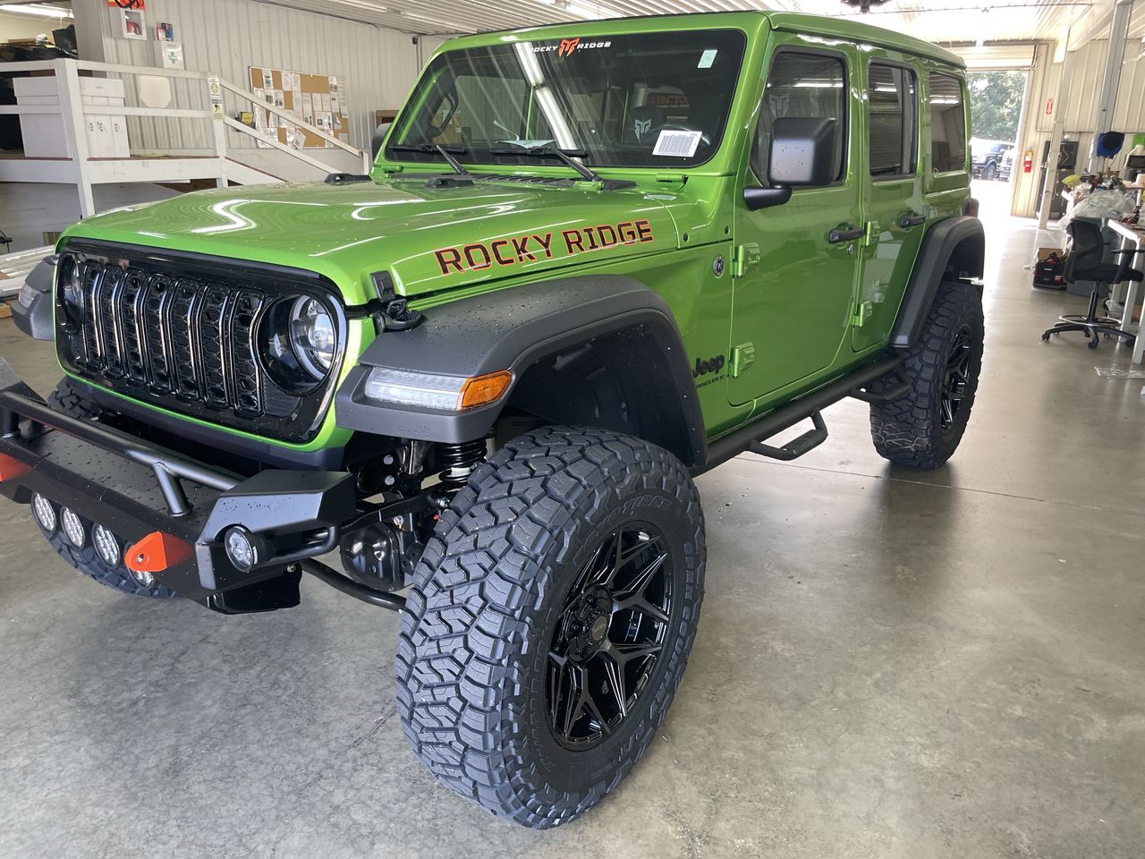 Vehicle Image 10