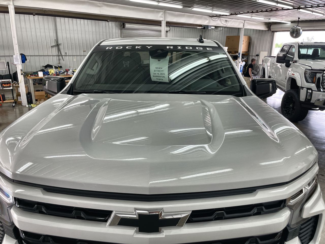 Vehicle Image 10