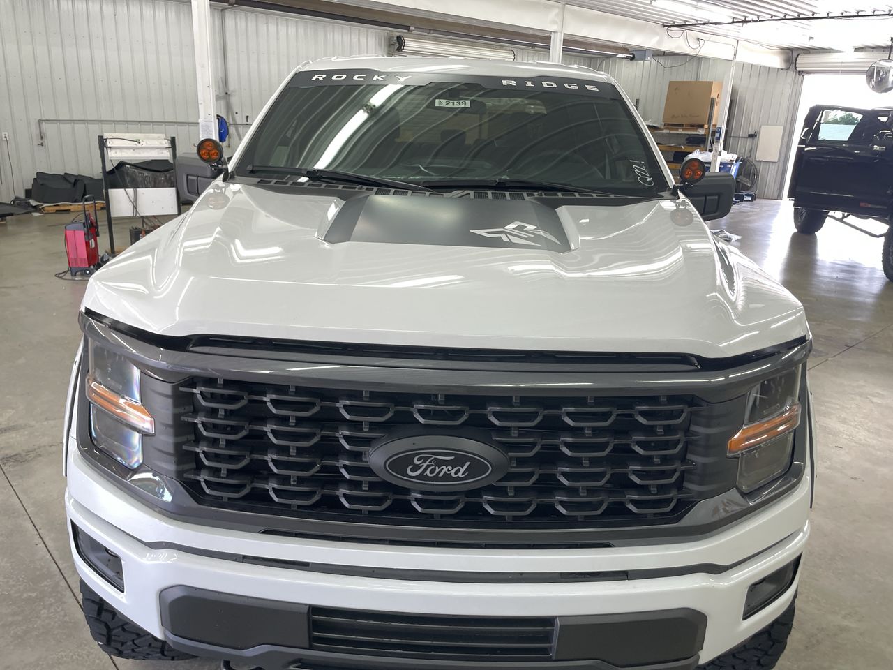 Vehicle Image 9
