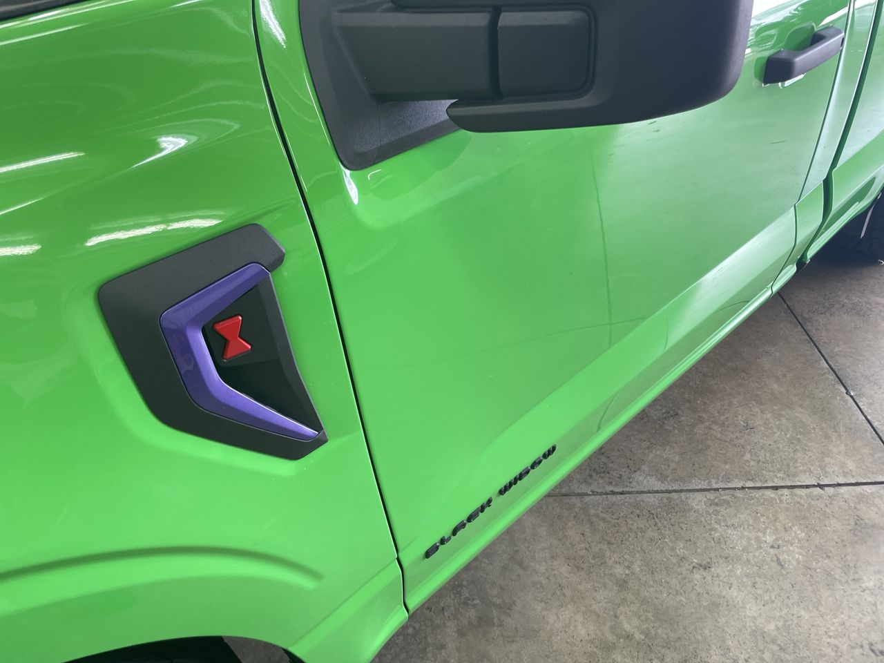 Vehicle Image 7