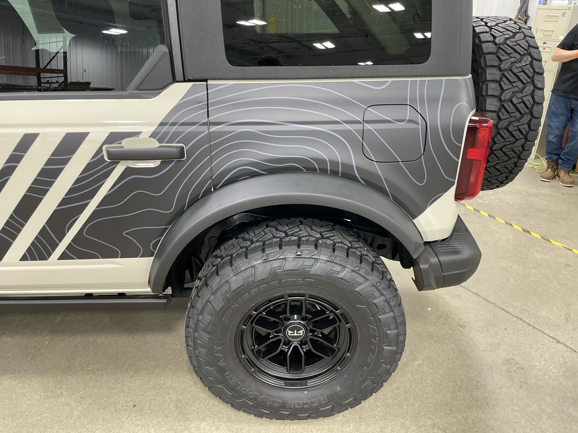Vehicle Image 9