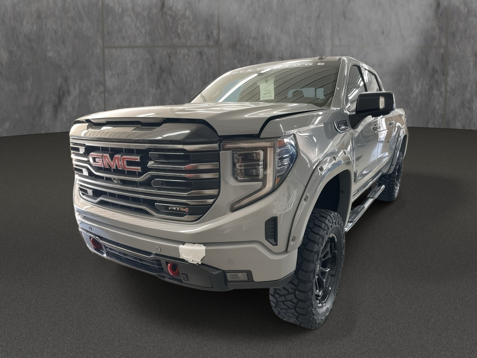 Vehicle Image 10