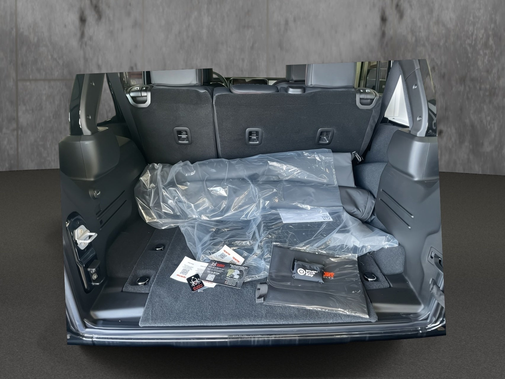 Vehicle Image 10
